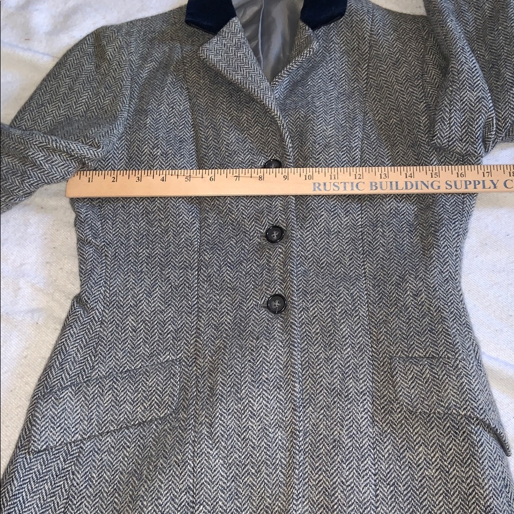 Women's Gray Herringbone Blazer with Navy Collar - Picture 11 of 13